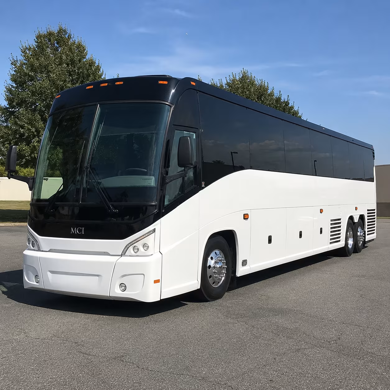 long distance airport transfers from ames to des moines international dsm